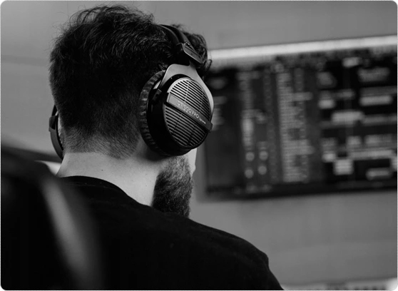 Beyerdynamic DT 990 PRO 250 Ohm - cecha 1